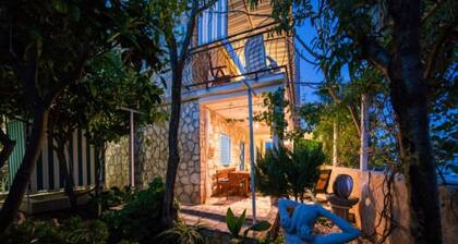 Golden Coast Apartments - A1 - TwoBedroom Apartment with Terrace and SeaView