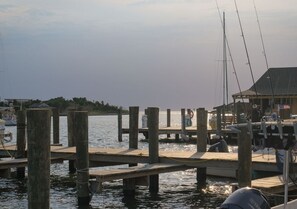 Huvivenesatama