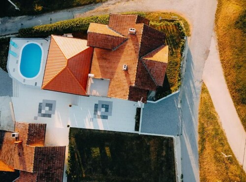 Belajec Wine & Nature Retreat - Two Bedroom Villa with the Pool