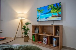 Interior - Golem Living (Golem)