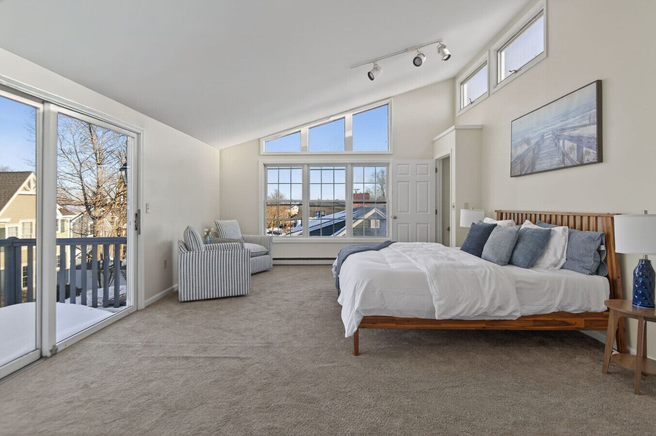 Bureau, Wi-Fi, draps fournis