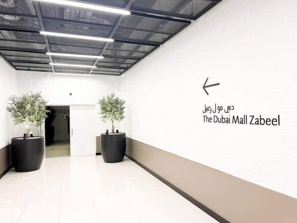 Interior - Vogue | Downtown with Direct Access to Dubai Mall (Dubai)