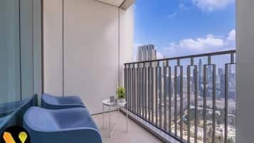 Luksusleilighet, balkong, byutsikt | Utsikt fra balkong