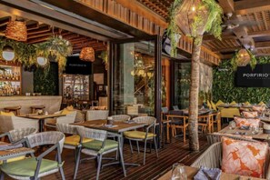 Luokittelematon kuva, 4 kautta 31, painike