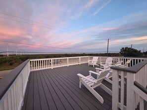 Terrace/patio - Cozy Cottage w/ Gorgeous Views - Near the beach! (Galveston)