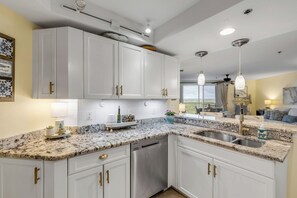 Interior - Oceanside Resort Condo (New Smyrna Beach)