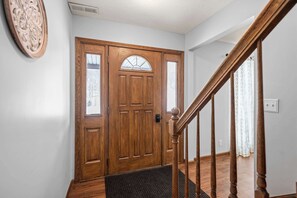 House, Multiple Beds, Patio, Garden View (Legacy Farm Retreat) | Living area - Legacy Farm Retreat Cozy Stay (Burlington)