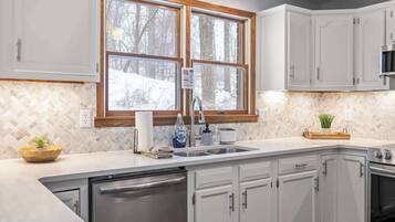 House, Multiple Beds, Patio, Garden View (Legacy Farm Retreat) | View from room