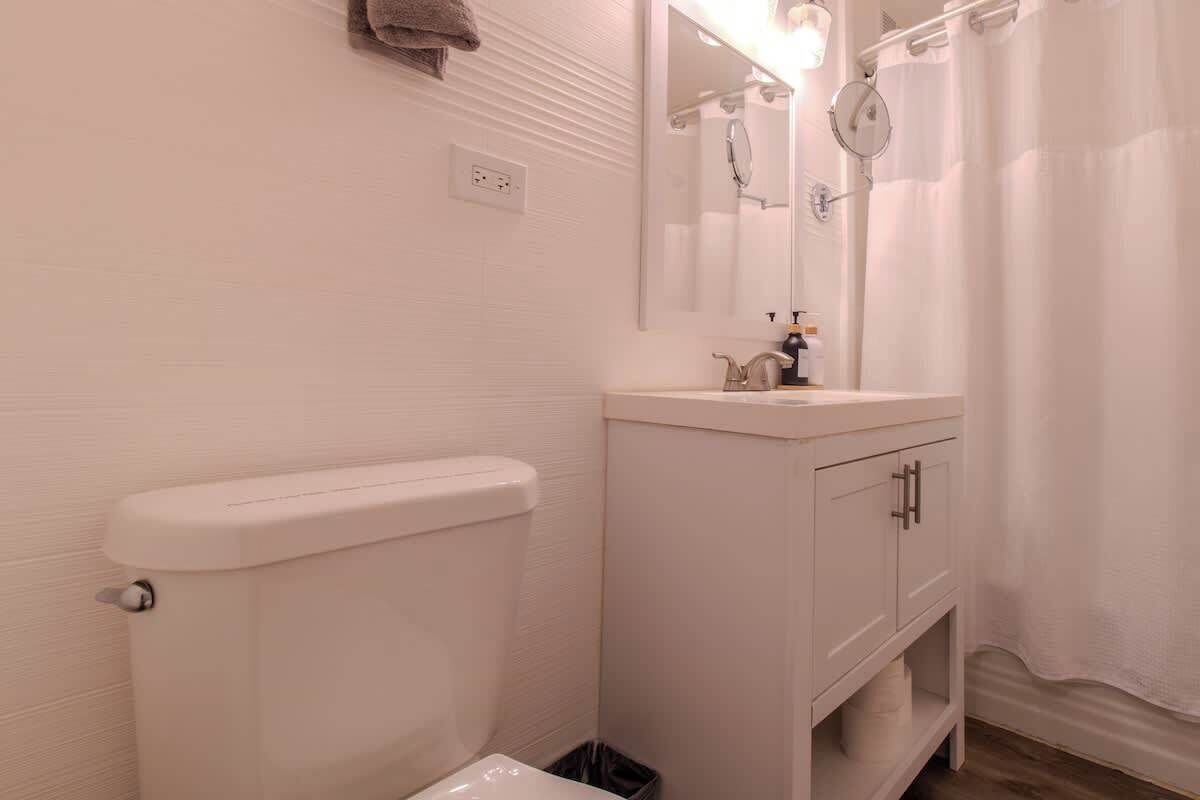 Shower, hair dryer, shampoo
