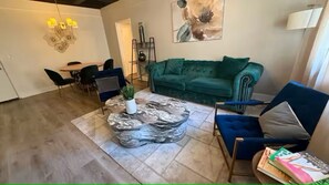 Living area - Modern Buckhead w/ 3BD/1BR Sleeps 6 (Atlanta)