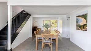 Dining - Bay views with a secluded bush backdrop (HARDYS BAY)