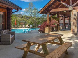 Condo (3 Bedrooms) | Comodidades da propriedade