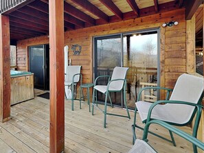 Studio (3 Bedrooms) | Property amenity - The Grand View (Gatlinburg)