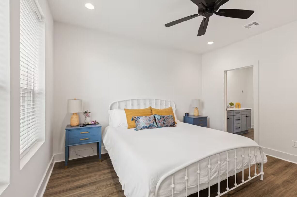 Luxus-Stadtwohnung, 3 Schlafzimmer, Küche | Bügeleisen/Bügelbrett, kostenloses WLAN