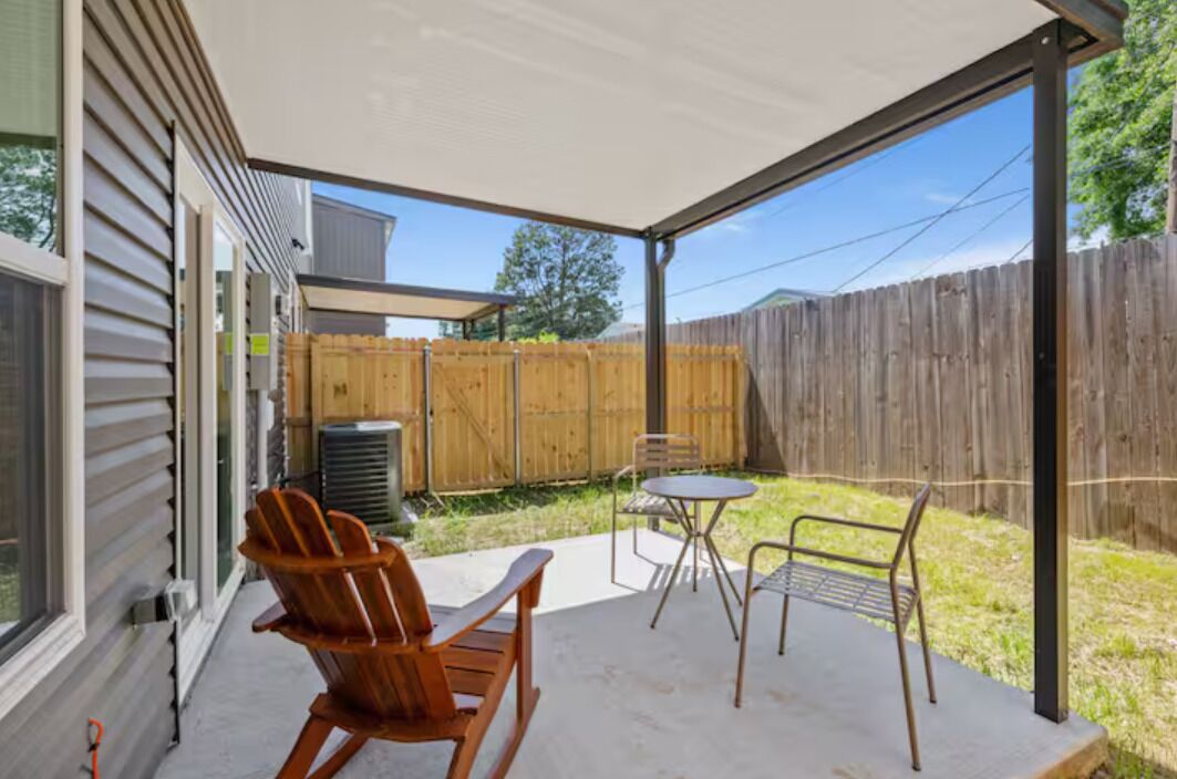 Luxury Townhome, 3 Bedrooms, Kitchen | Terrace/patio