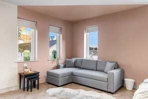 TV - Victoria Court • Stay Angels (Broomhall)