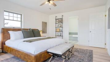 3 bedrooms, iron/ironing board, travel cot, WiFi