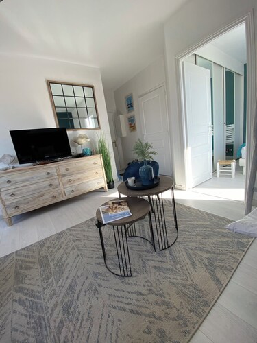 Cosy, elegant apartment in the heart of the Golden Triangle