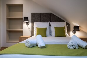 2 bedrooms, travel cot, WiFi, bed sheets - T3 spacieux à proximité des Thermes et du centre (Lons-le-Saunier)
