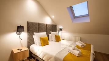 2 bedrooms, travel crib, WiFi, bed sheets