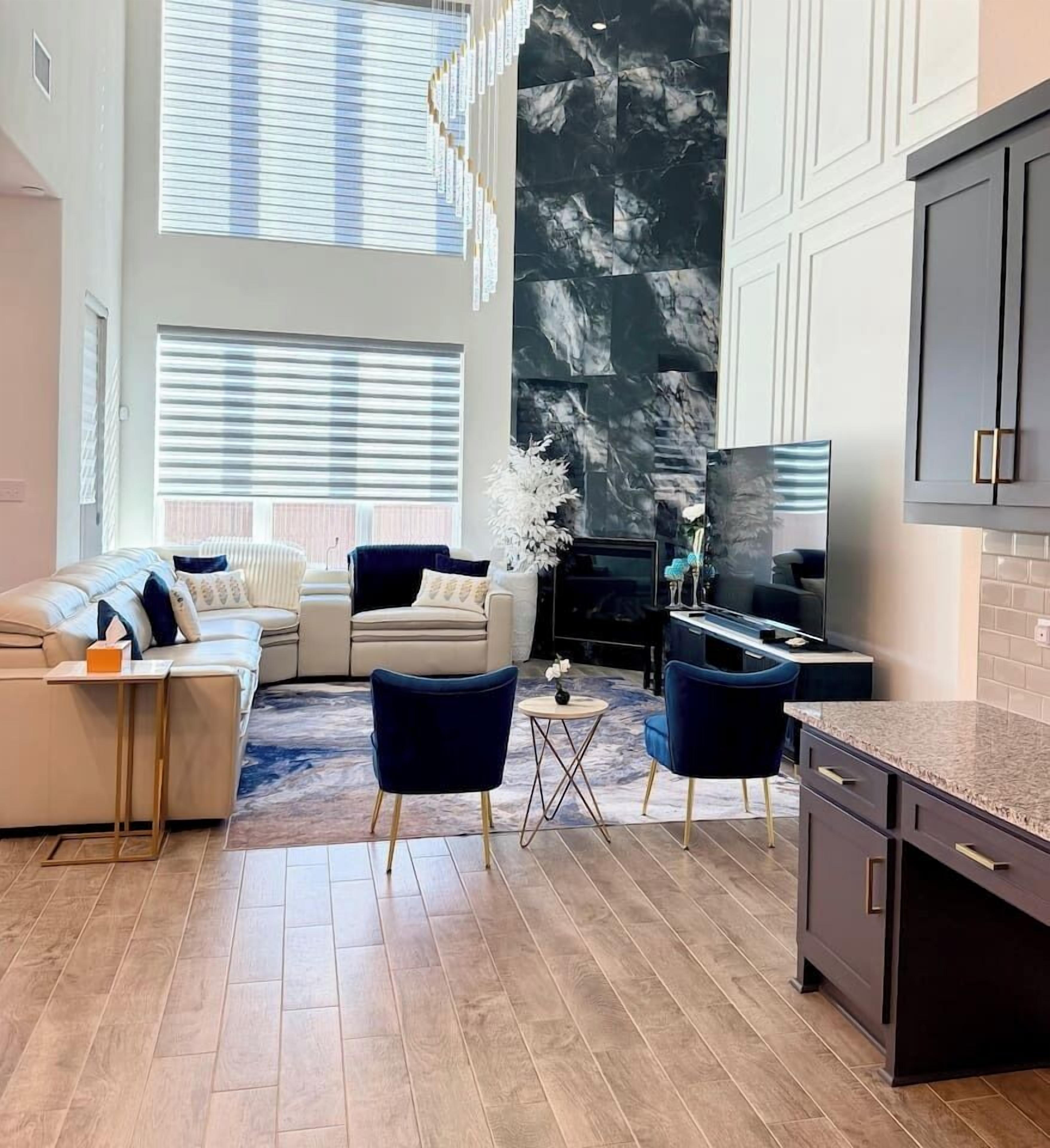 TV, fireplace, stereo