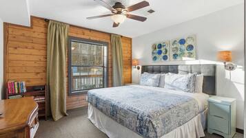 Cabin, Multiple Beds, Patio, Garden View (The Traveler’s Nest) | 2 bedrooms, individually decorated, individually furnished, bed sheets