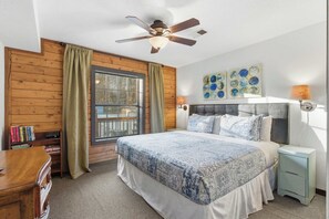 Cabin, Multiple Beds, Patio, Garden View (The Traveler’s Nest) | 2 bedrooms, individually decorated, individually furnished, bed sheets - The Travelers Nest For 8 (Branson)