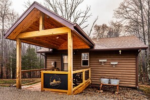 Exterior - Secluded Brown County Cabin | Hot Tub | Hoosier National Forest (Freetown)