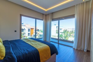 4 camere, ferro/asse da stiro, Wi-Fi, lenzuola