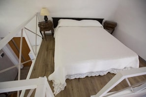 1 bedroom, iron/ironing board, WiFi, bed sheets - Harmony Living - Fish Market Studio - Duomo (Catania)