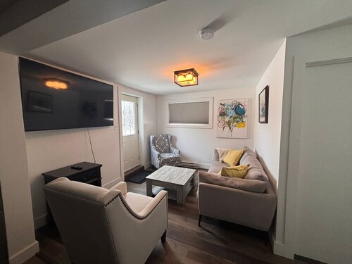 Beautiful 1 bdr apt in the heart of mt pearl