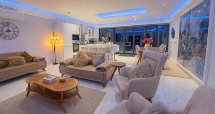Beautiful Luxury Home in Central London |10 bed / 6 bathroom|