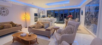 Beautiful Luxury Home in Central London |10 bed / 6 bathroom|