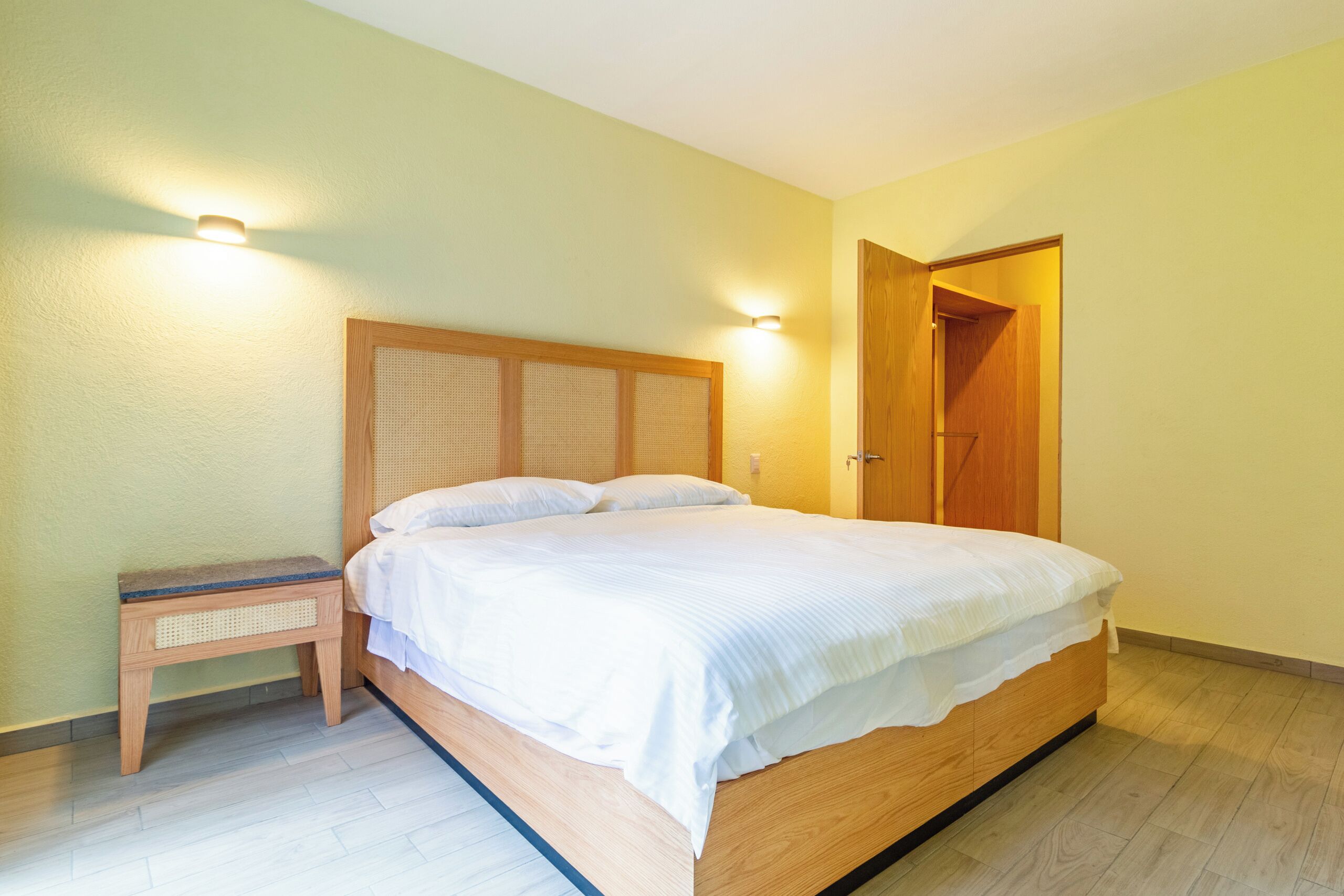 2 Schlafzimmer, Bügeleisen/Bügelbrett, Internetzugang, Bettwäsche