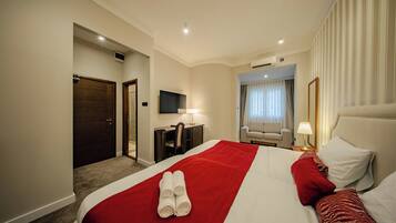 Superior Double Room, 1 King Bed with Sofa bed