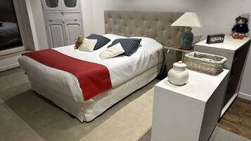 1 Schlafzimmer, Bügeleisen/Bügelbrett, Reisekinderbett, WLAN