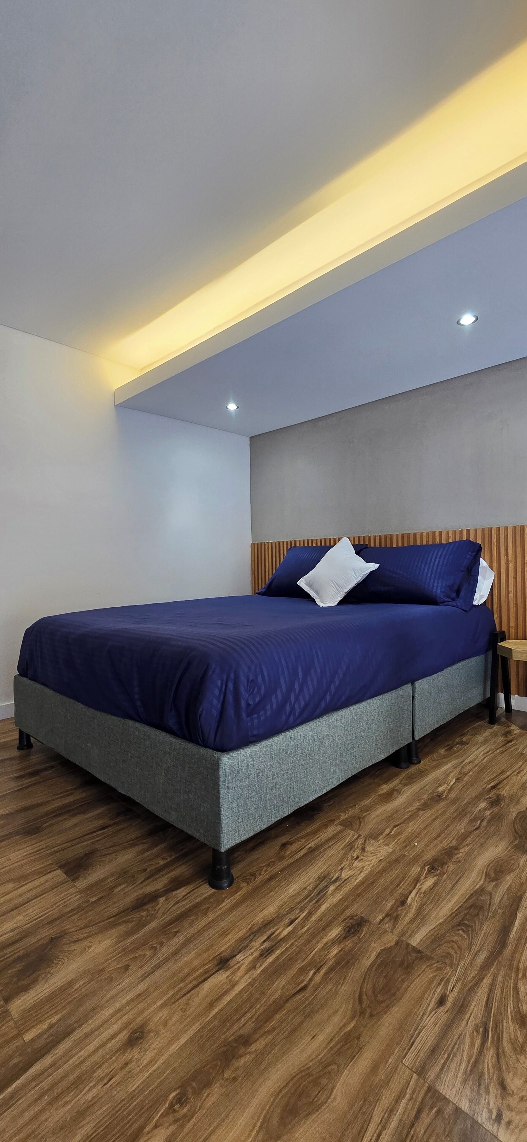 高級公寓, 陽台, 城市景觀 | 遮光布/窗簾、熨斗/熨衣板、免費無線上網