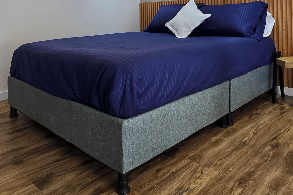 高級公寓, 露台, 城市景 | 遮光窗簾/窗簾、熨斗/熨衫板、免費 Wi-Fi