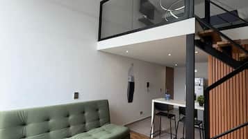 Rideaux occultants, fer et planche à repasser, Wi-Fi gratuit