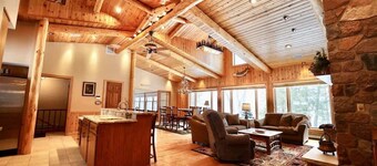 Spacious 3BR/3BA Lakefront Getaway with Private Dock, Sleeps Large Groups