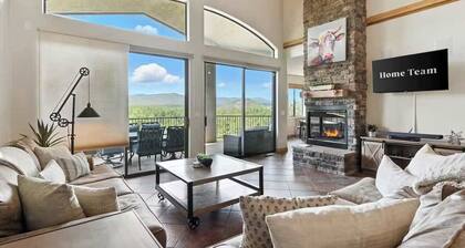 The Sanctuary at Prescott Downtown • Sleeps 16