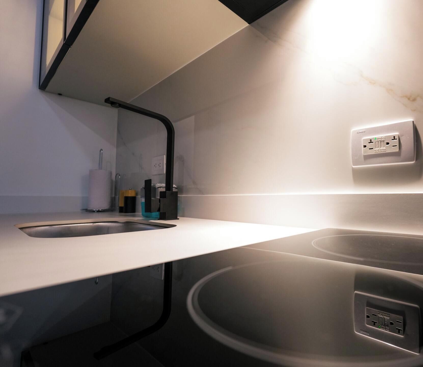 Basic Loft, Garden View | Private kitchen