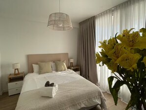 2 slaapkamers, een strijkplank/strijkijzer, wifi, beddengoed