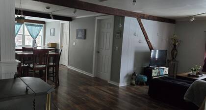 Delightful 3-bedroom apartment in charming Cooperstown awaits you