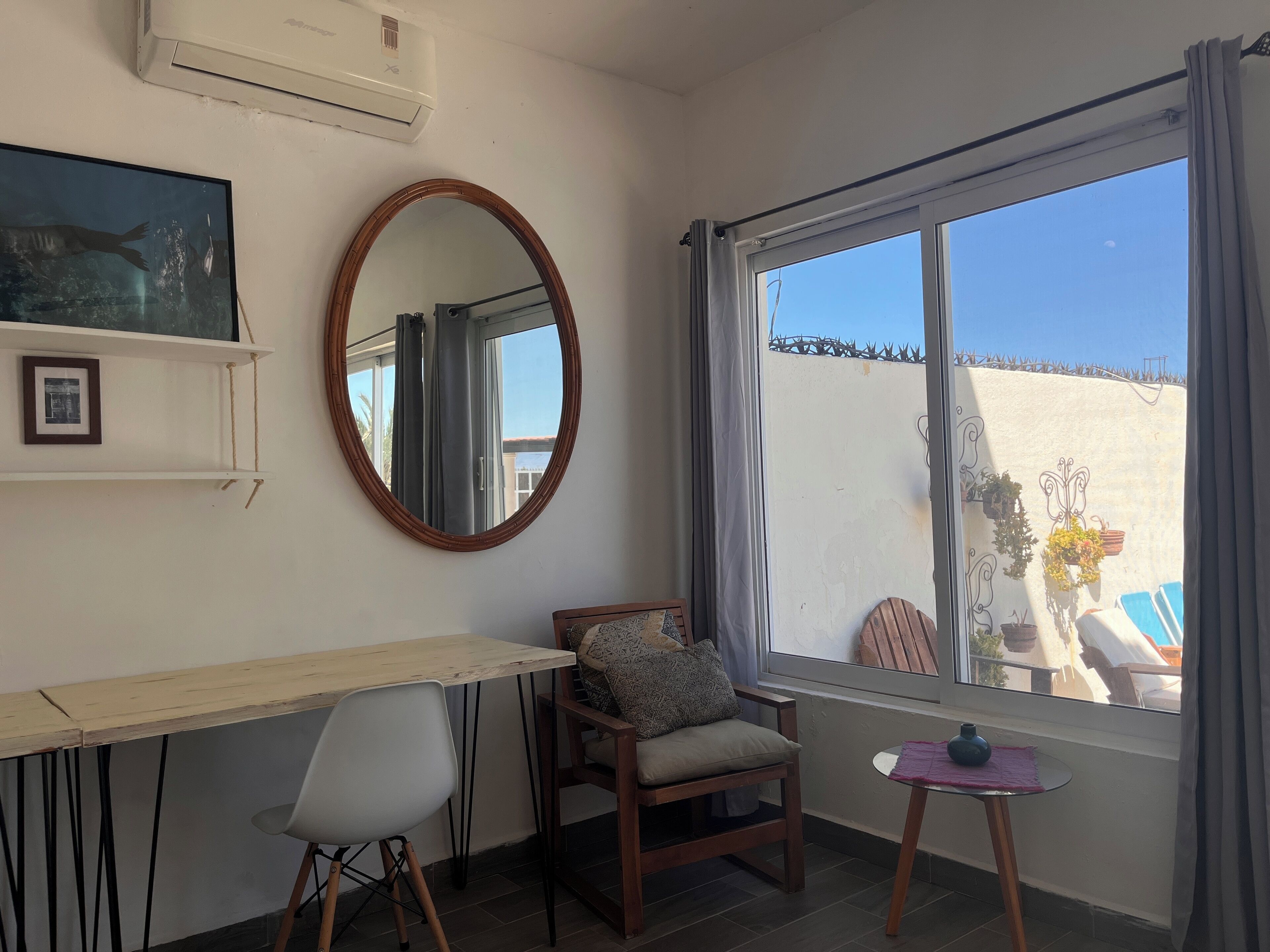 Habitación Deluxe doble, vistas parciales al mar | Interior