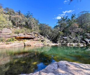 Unclassified image, 2 of 28, button - Adorable one-bedroom studio with a cozy fire pit (Glenbrook)