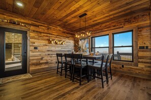 Dining - 270° Panoramic Views - Private Pool - Private Pickleball - Mountain Top Luxury! (Sevierville)