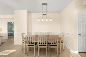 Dining - Newly Constructed Condo in the Heart of Ocean City (Ocean City)