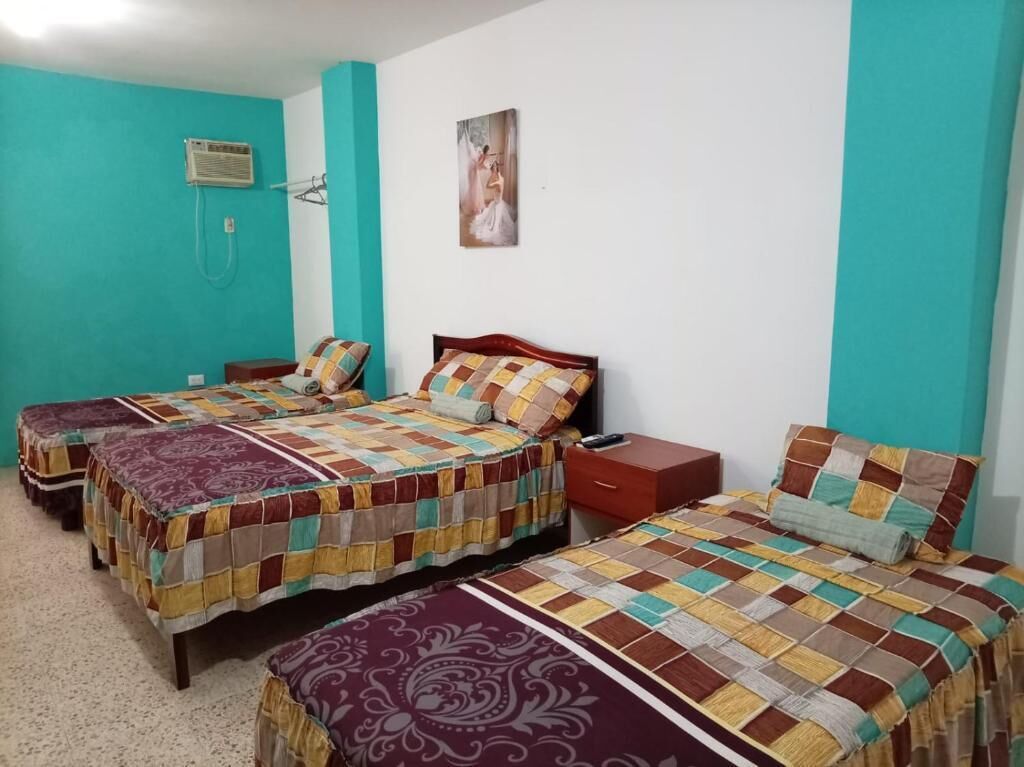 Escritorio y wifi gratis