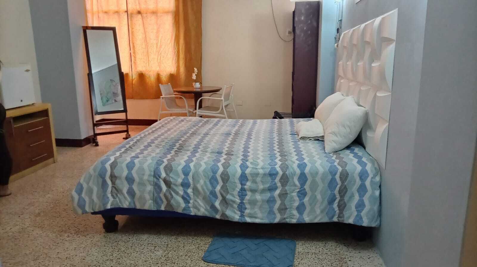 行政客房, 庭院景观 | 办公桌、免费 WiFi